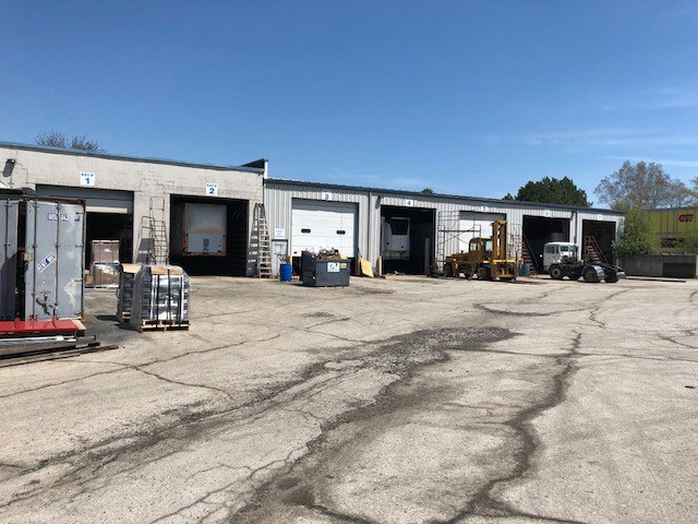 speelman trailers service bays